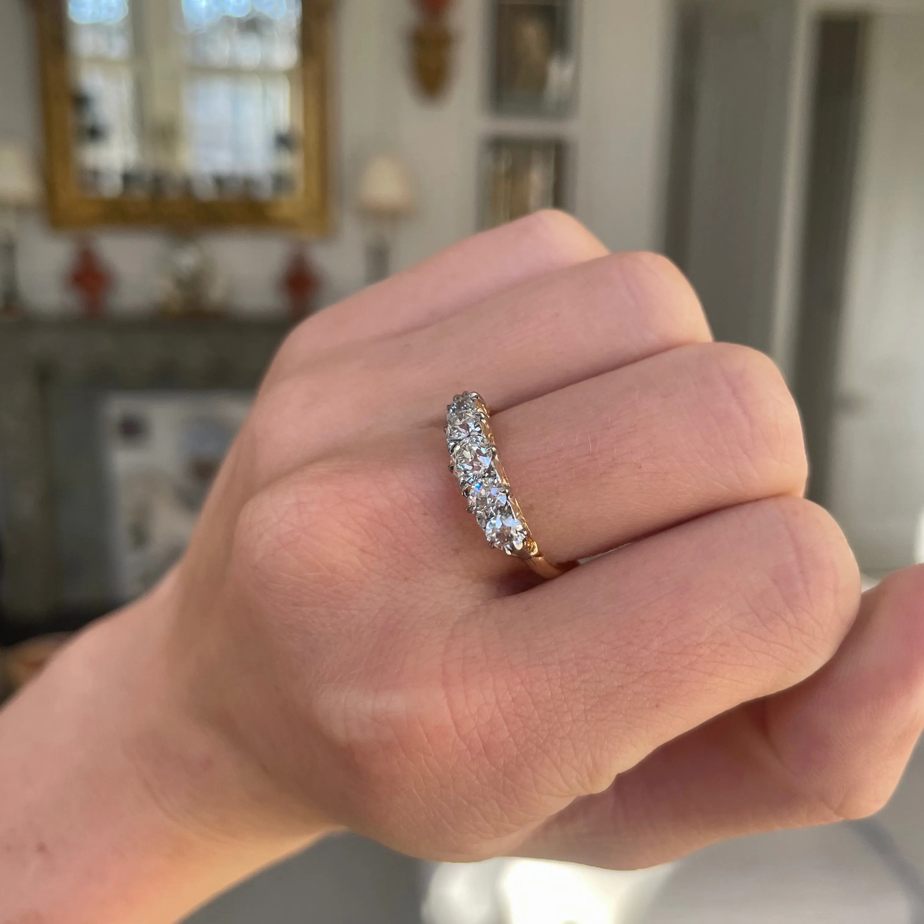 Antique, Victorian five stone diamond engagement ring, 18ct yellow gold