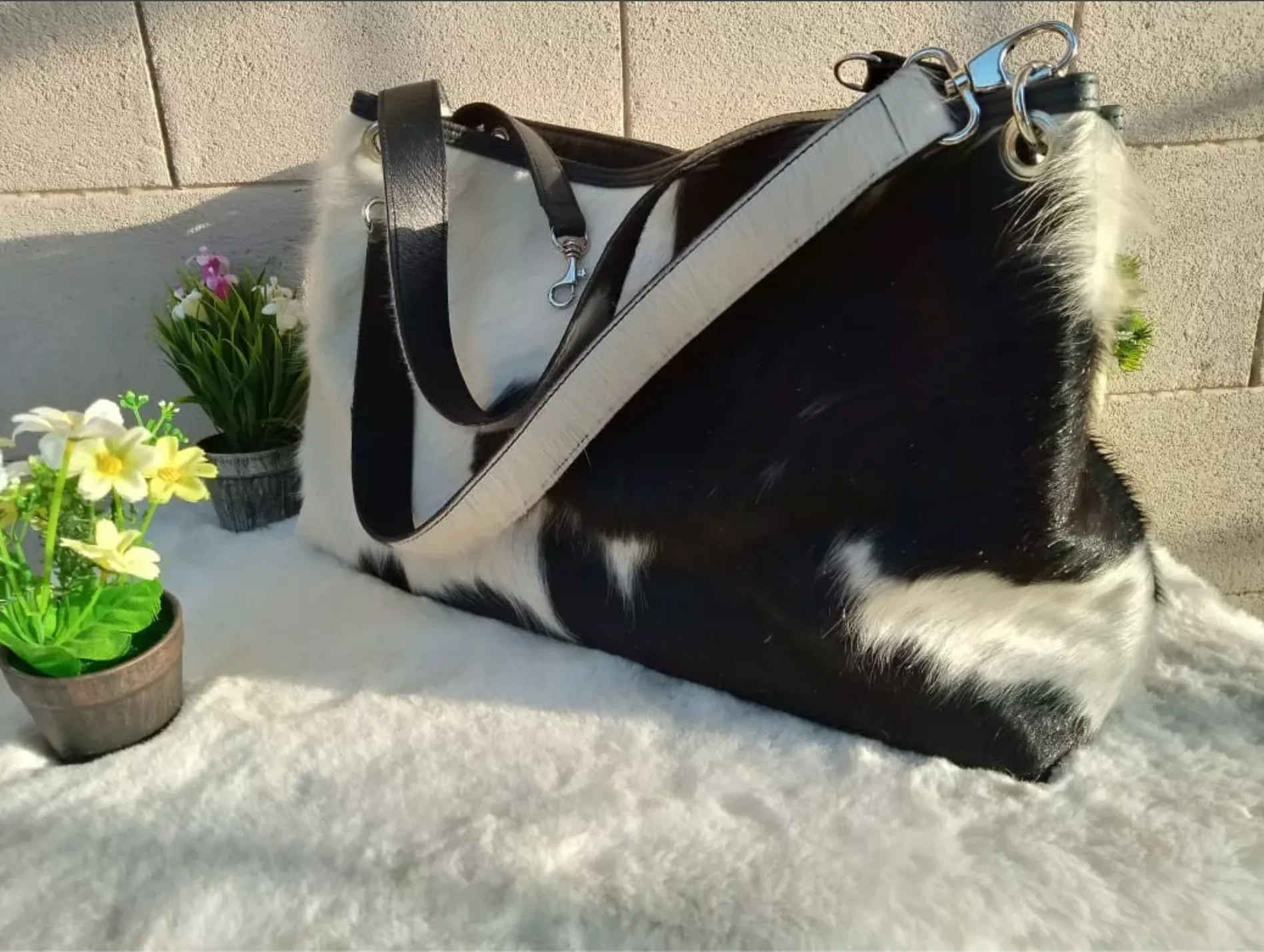 Black White Genuine Cowhide Shopper Purse