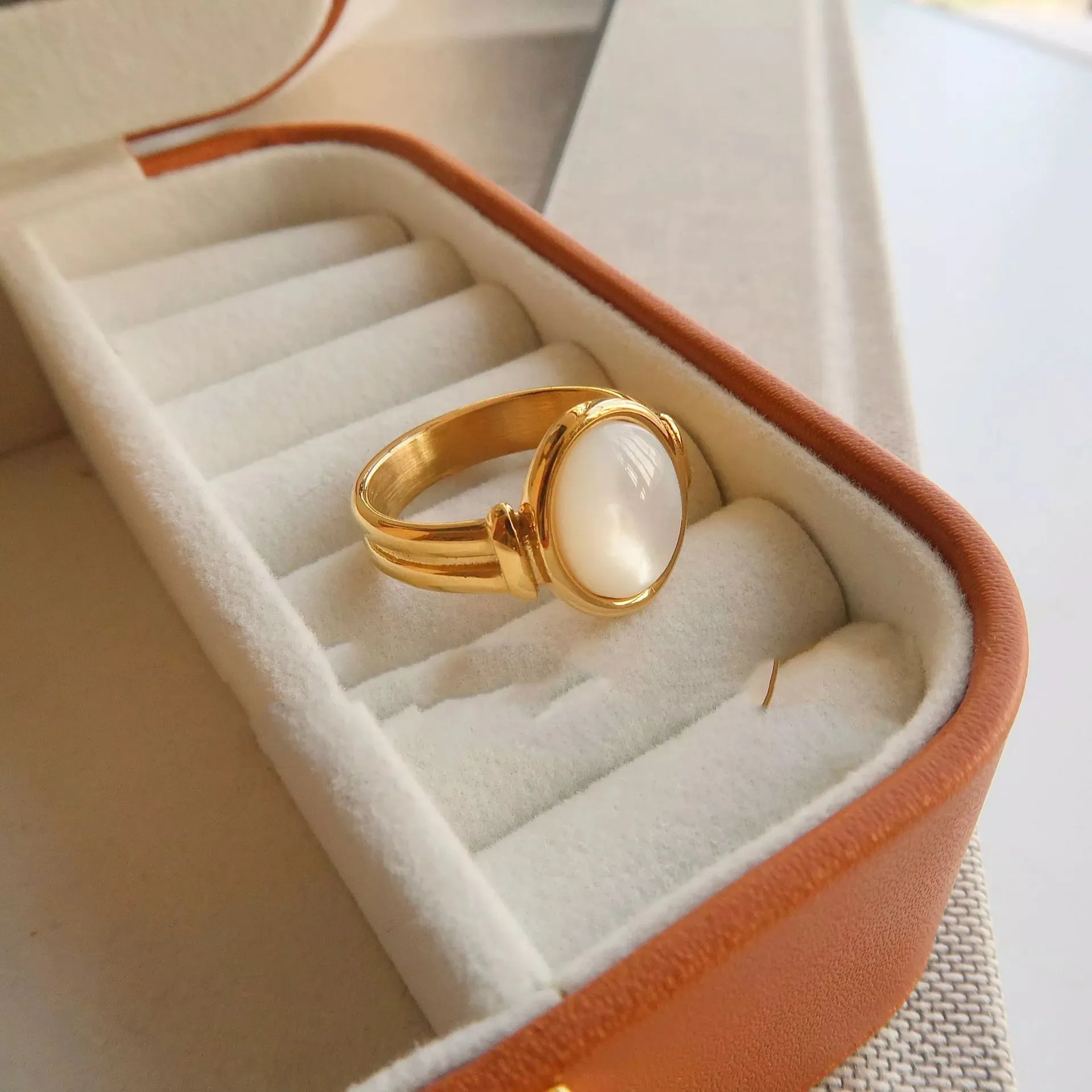 Gracie Ring