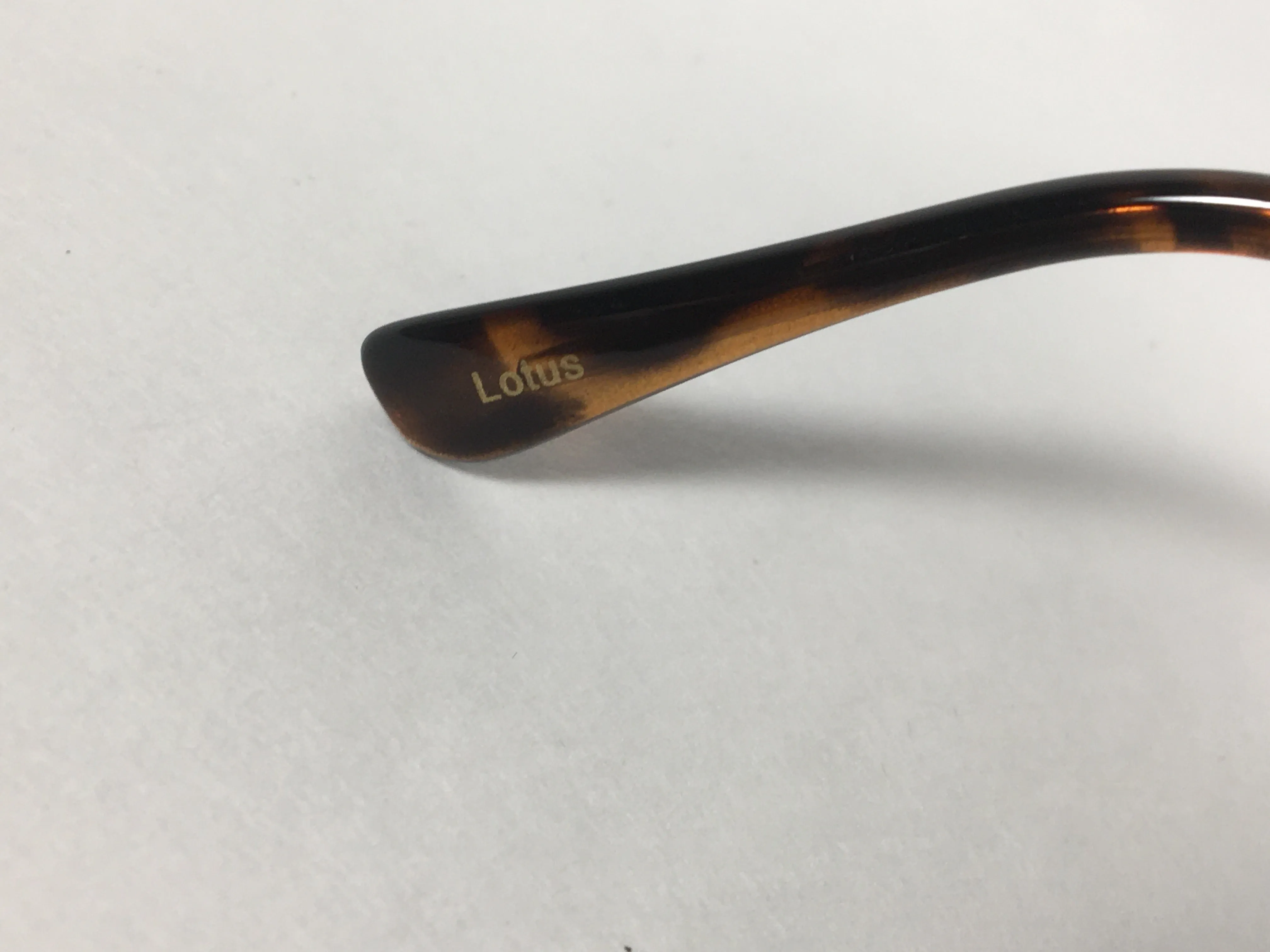 JL By Judith Leiber Lotus Aviator Sunglasses Gold Brown Frame Gold Bar Brown Gradient Lens
