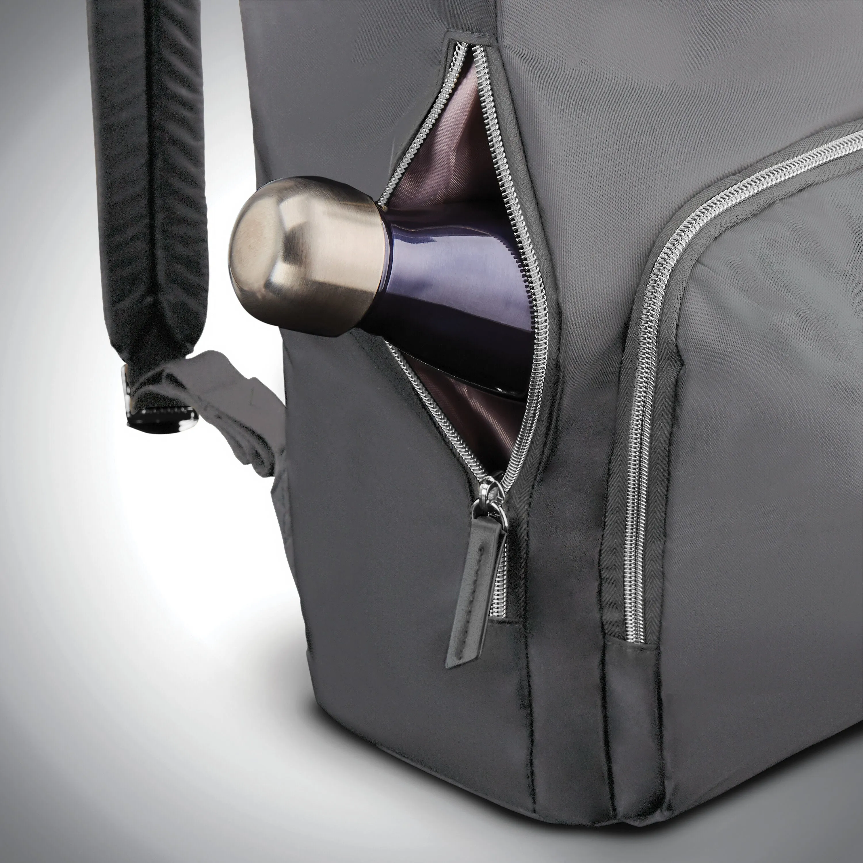 Mobile Solution Deluxe Backpack