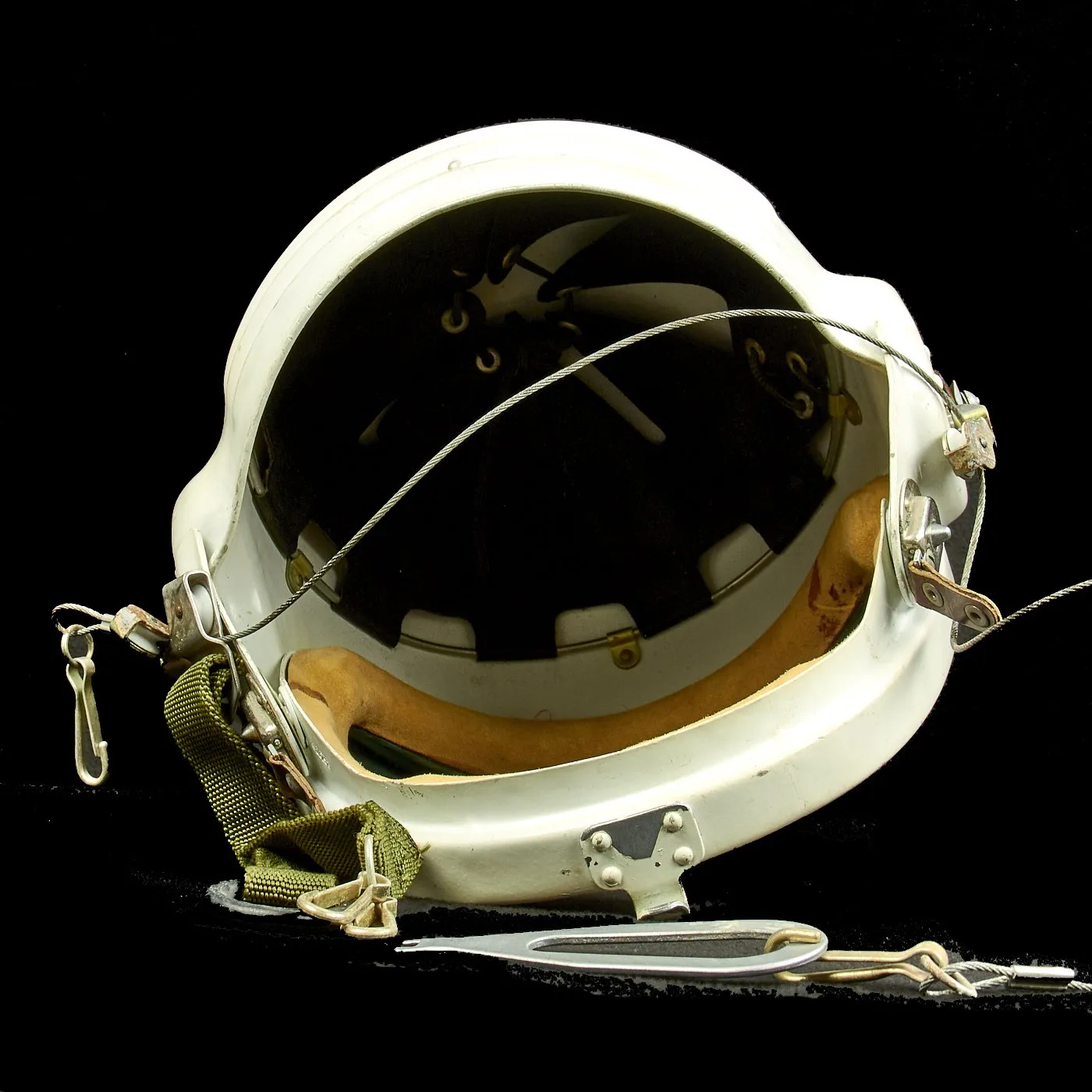 Original Chinese Air Force Cold War TK-1 High Altitude Flight Helmet Set