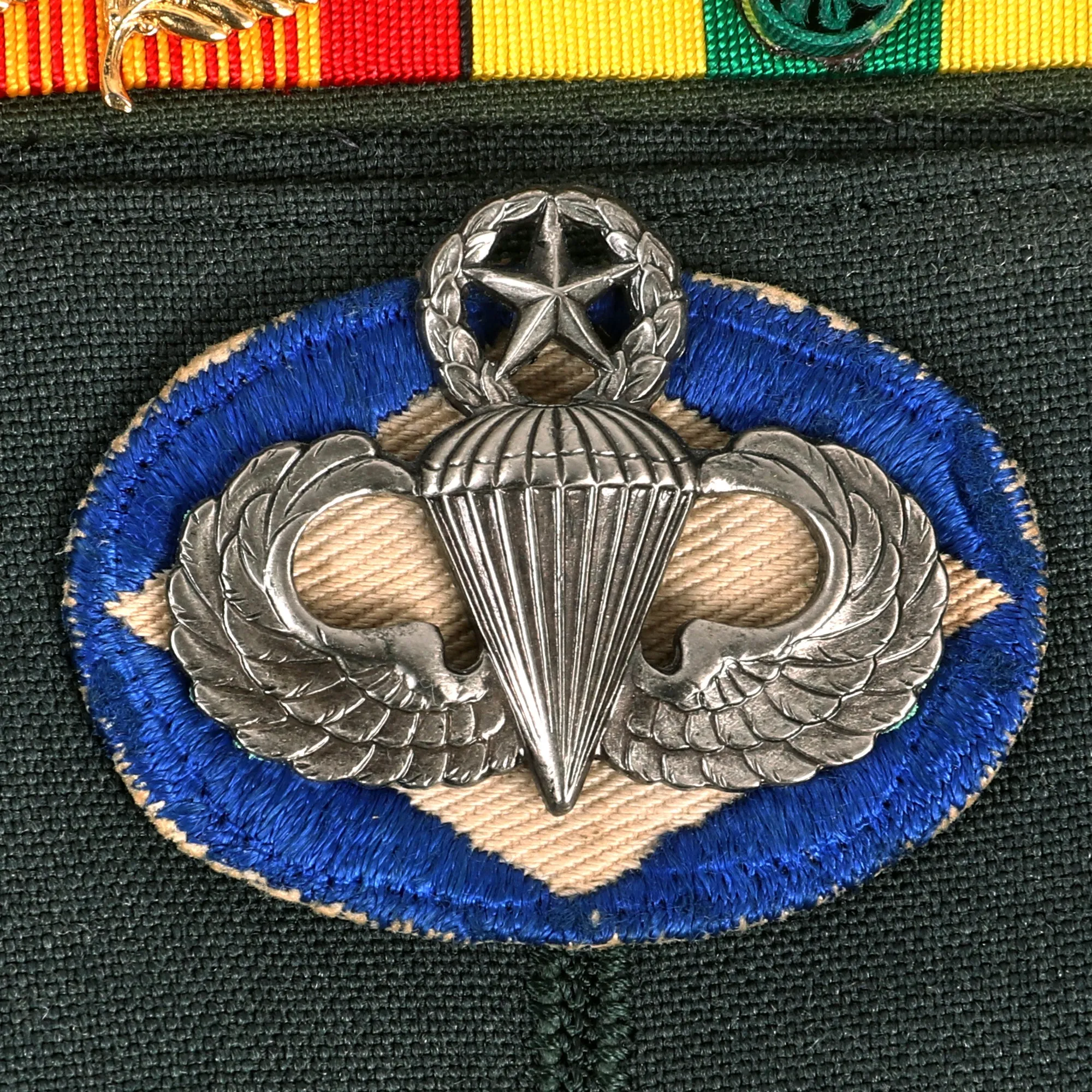Original U.S. Vietnam War Lieutenant General John Hancock Hay 1st Infantry Division Commander Uniform - Distinguished Service Cross Recipient