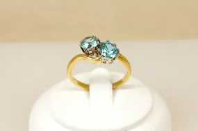 Vintage 18ct Gold & Blue Zircon Duo Ring
