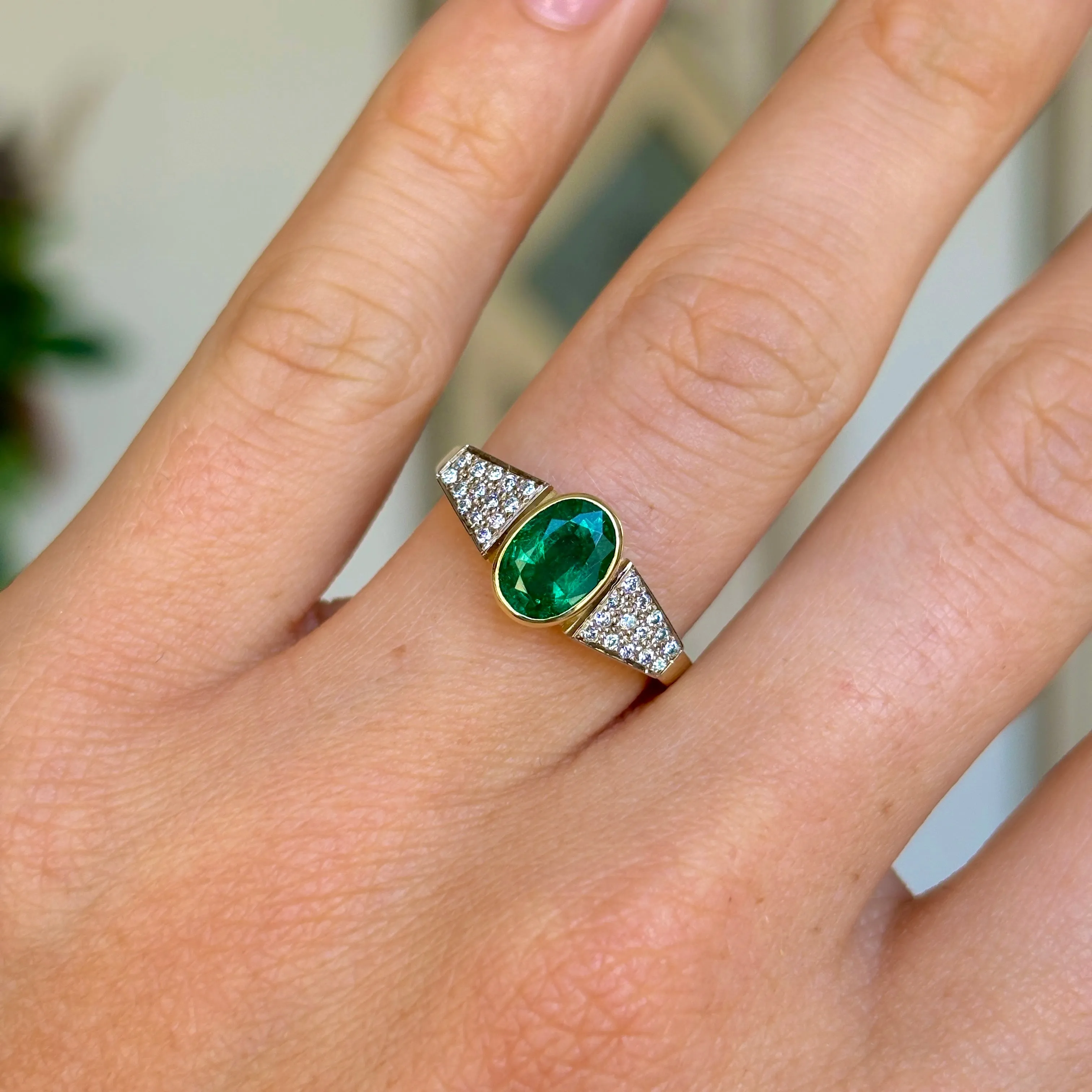 Vintage, 1970s inspired emerald & diamond ring