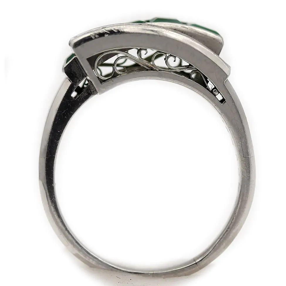 Vintage Emerald and Baguette Diamond Wedding Ring